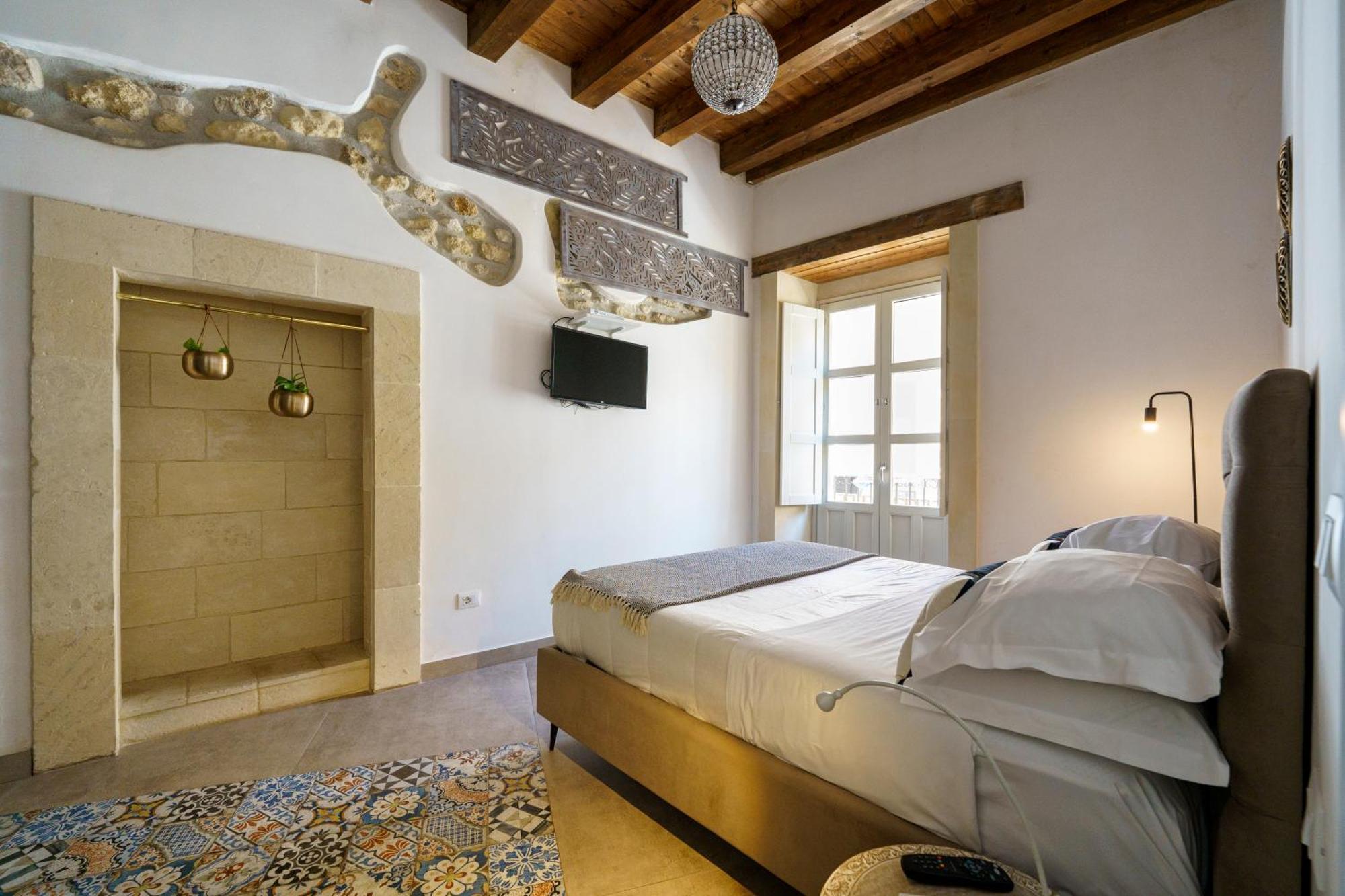 Ortigia Boutique Palace Syracuse Bagian luar foto