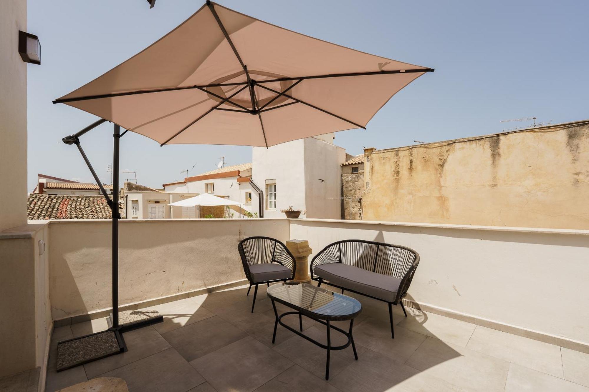 Ortigia Boutique Palace Syracuse Bagian luar foto