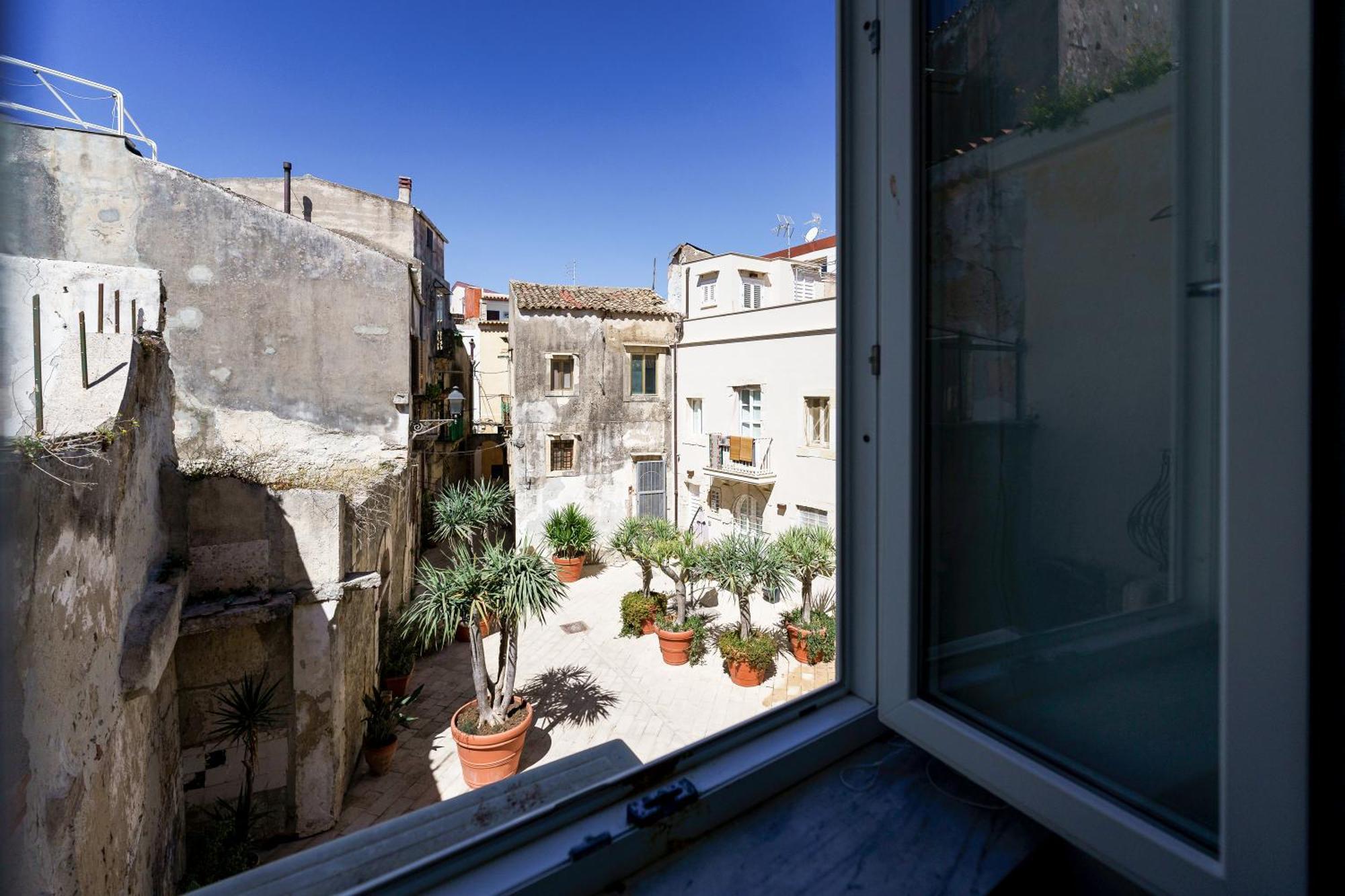 Ortigia Boutique Palace Syracuse Bagian luar foto