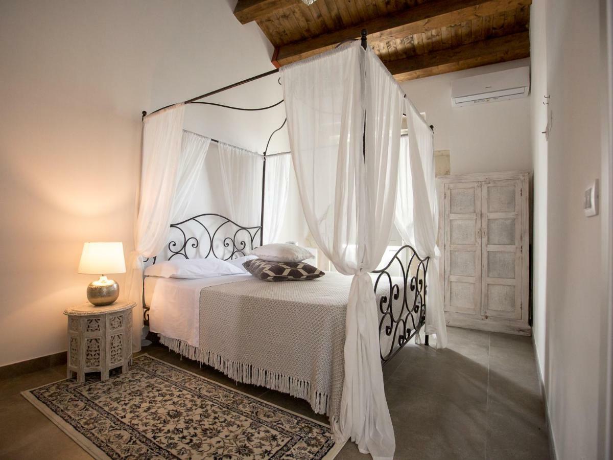 Ortigia Boutique Palace Syracuse Bagian luar foto